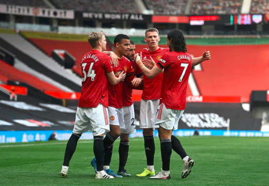  伯恩利换帅如换刀，酒厂主场终结曼联连胜